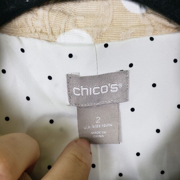 Chico's Womens Biege White Poka Dot Button Up Shacket Size 2/ Size 12/14 - Picture 8 of 13